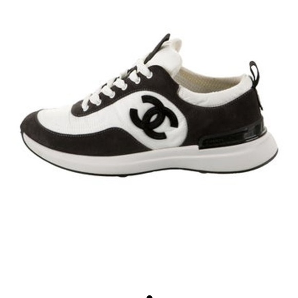 Chanel 2021 interlocking CC logo sneakers - Picture 1 of 5